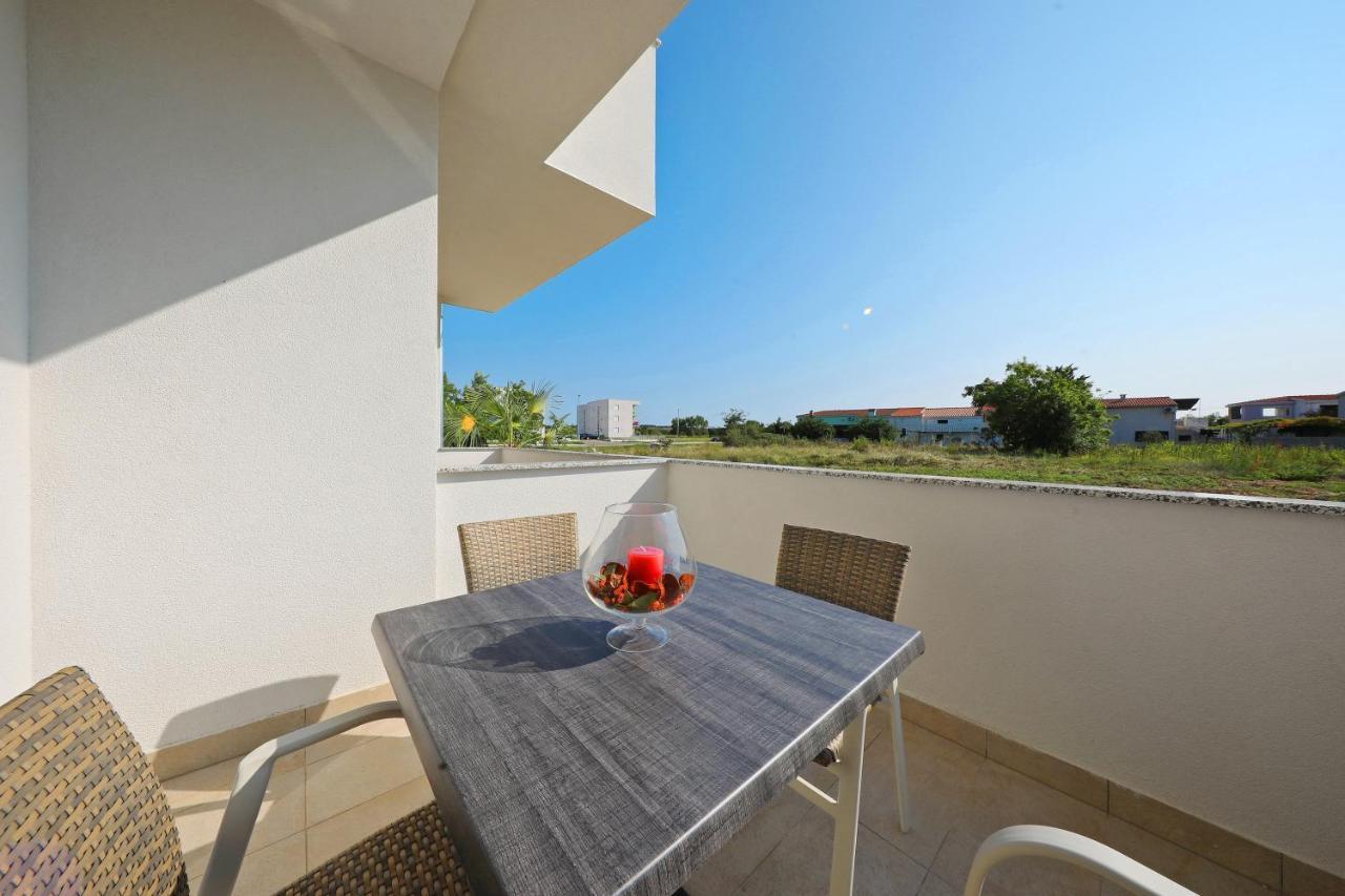 Seafront New Apartments Zdrijac XI Nin Exterior photo